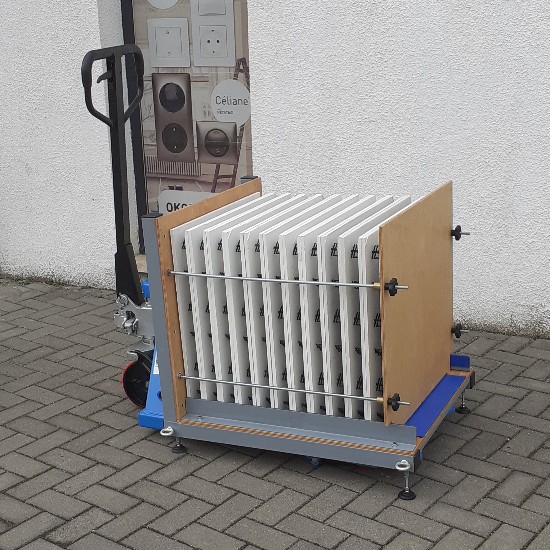 Raklap 2 gipszlépcső panel gyártás – ALK-Tech Kft.